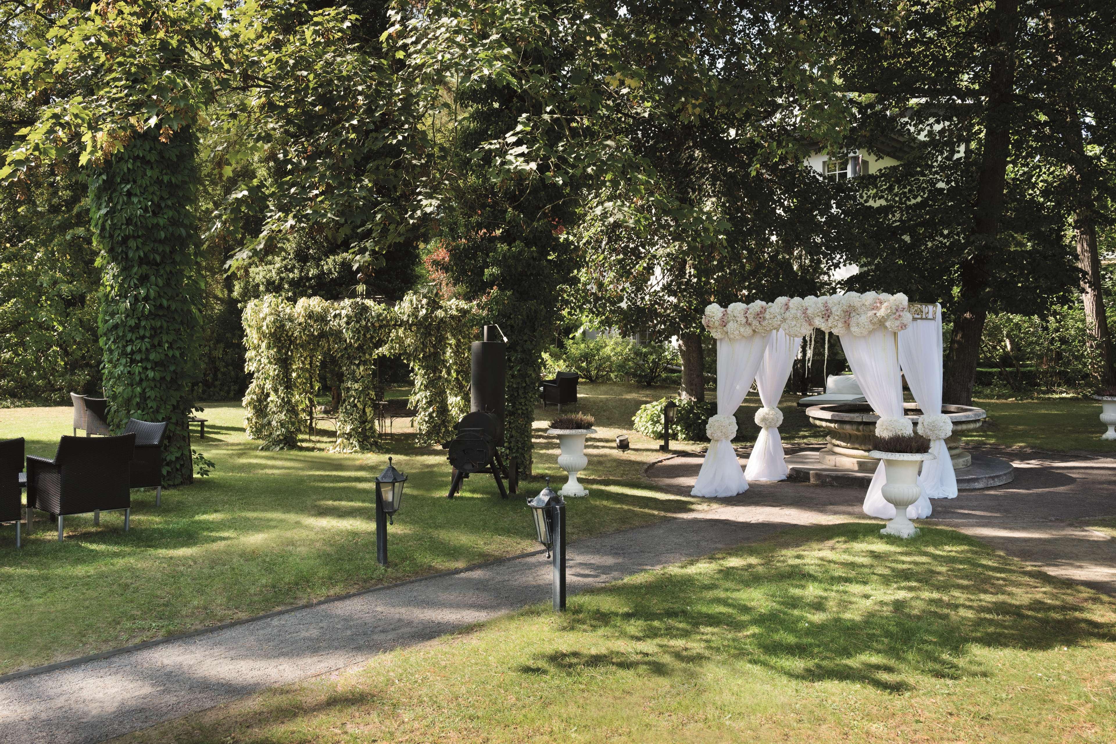Schlosshotel Berlin Zewnętrze zdjęcie The park