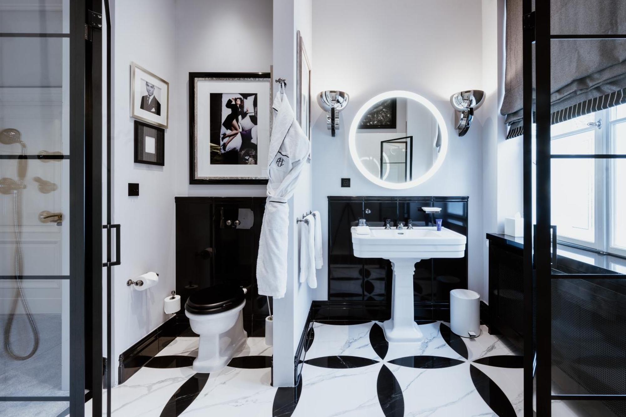 Schlosshotel Berlin Zewnętrze zdjęcie Bathroom