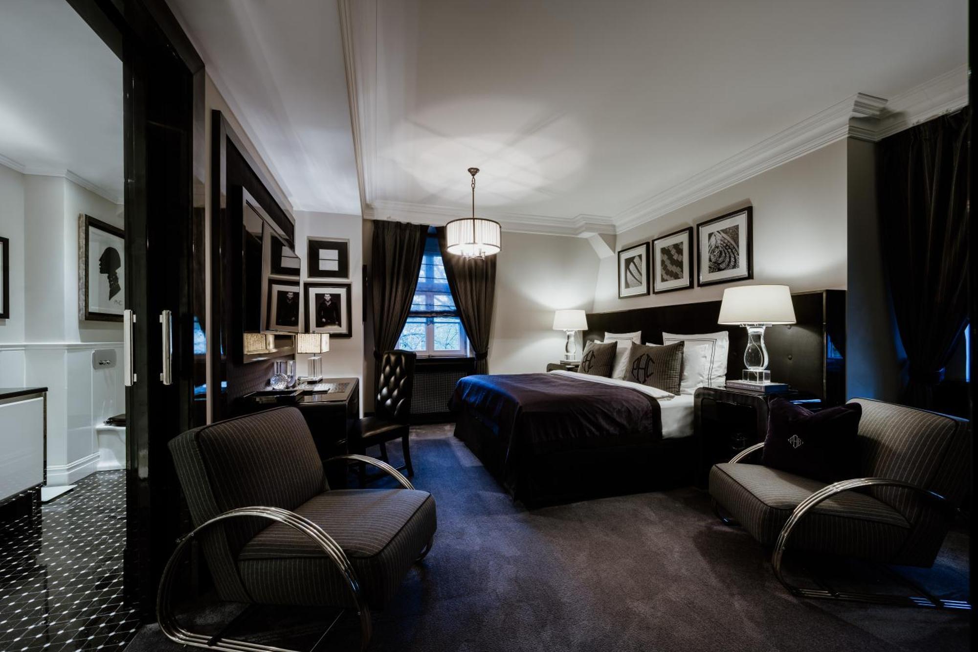 Schlosshotel Berlin Zewnętrze zdjęcie A suite at the hotel