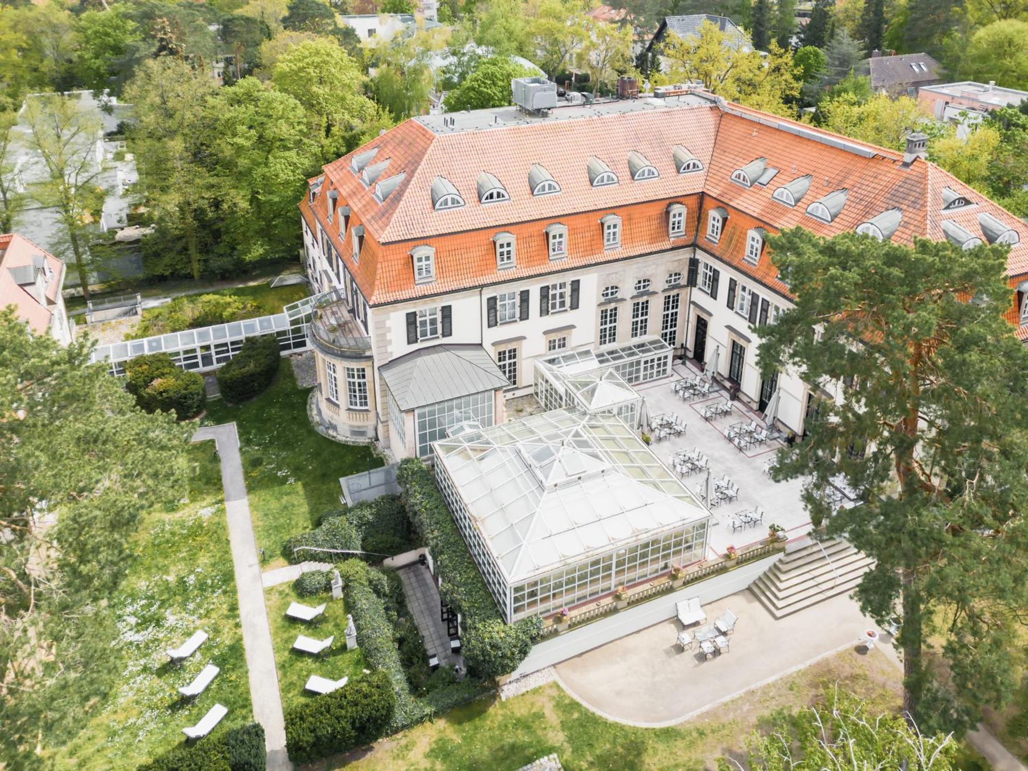 Schlosshotel Berlin Zewnętrze zdjęcie Aerial view of the German National Museum of Music